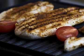 Come friggere un petto di pollo che era deliziosa