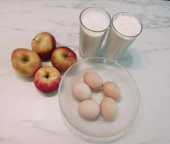 Ingredienti per Charlotte con le mele