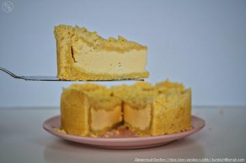 Ho sbirciato alla ricetta della torta semplice di Tiffany con il formaggio. Lei lo chiama - "cheesecake reale» 👑🥧