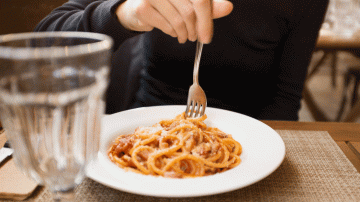 Che cosa succede se si mangia la pasta tutti i giorni?