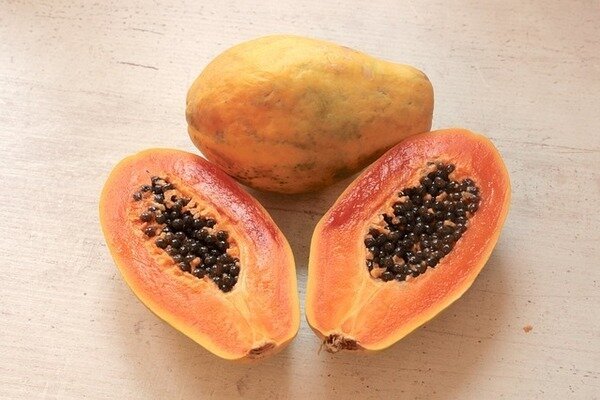 Se non fosse per gli OGM, non sapremmo cos'è la papaya, in linea di principio (Foto: Pixabay.com)