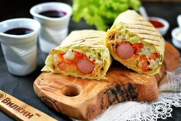 Hot dog in lavash