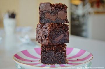 Il mio dessert al cioccolato preferito - brownie. Ricetta torta estrema cioccolato