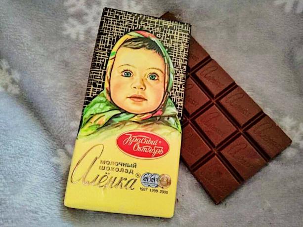 Design moderno cioccolato Alenka