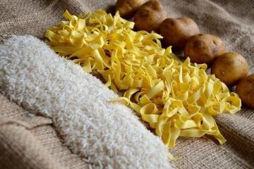 Scegliere correttamente le tagliatelle istantanee: gusto, spezie, produttore