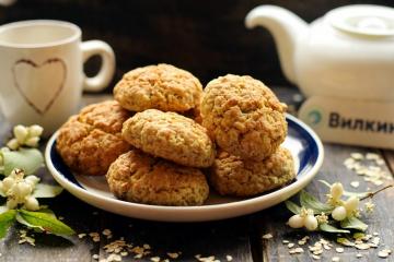 Biscotti di farina d'avena senza uova (il burro rende i biscotti molto morbidi)