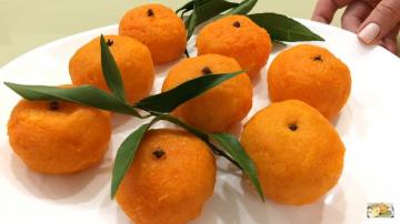 Spuntino originale sul tavolo del nuovo anno "mandarini"
