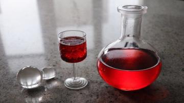Liquore di mirtillo frutta con vodka o alcool
