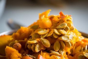 Alimenti antietà: 10 trucchi alimentari antietà